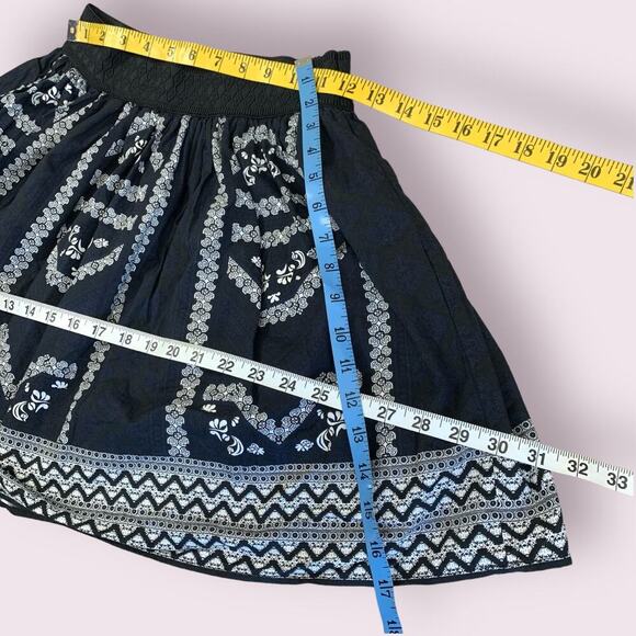 Alya Bohemian Flare Circle Skater Mini Skirt Pullon Size S Black and White Aztec - Picture 9 of 10
